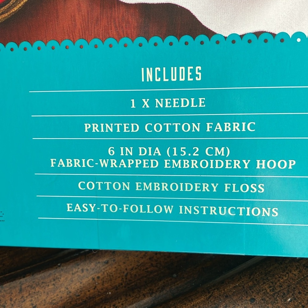 NWT. The Pioneer Woman Embroidery Kit - Picture 3 of 4